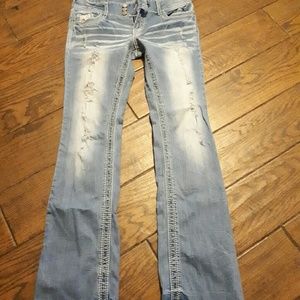 *like NEW* Boot cut jeans.
